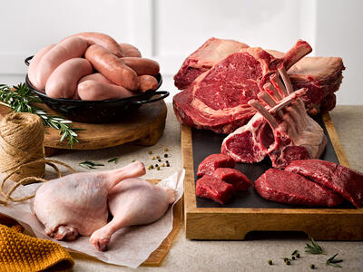 قیمت مرغ در بازار صعودی شد/ آخرین قیمت گوشت گوساله/ بوقلمون چند؟