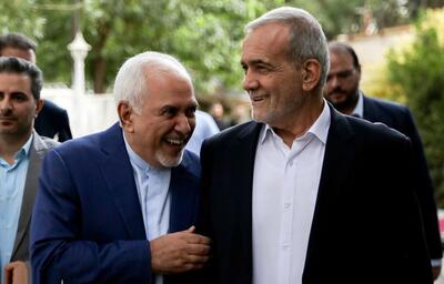 کیهان: در شورای راهبری انتخاب اعضای کابینه ۸ یا ۹ نفر حلقه‌ای از فتنه و فساد را تشکیل داده اند